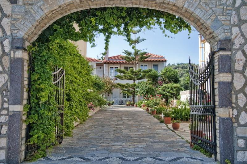 Samos Apartments Kampos Marathokampou Exterior photo